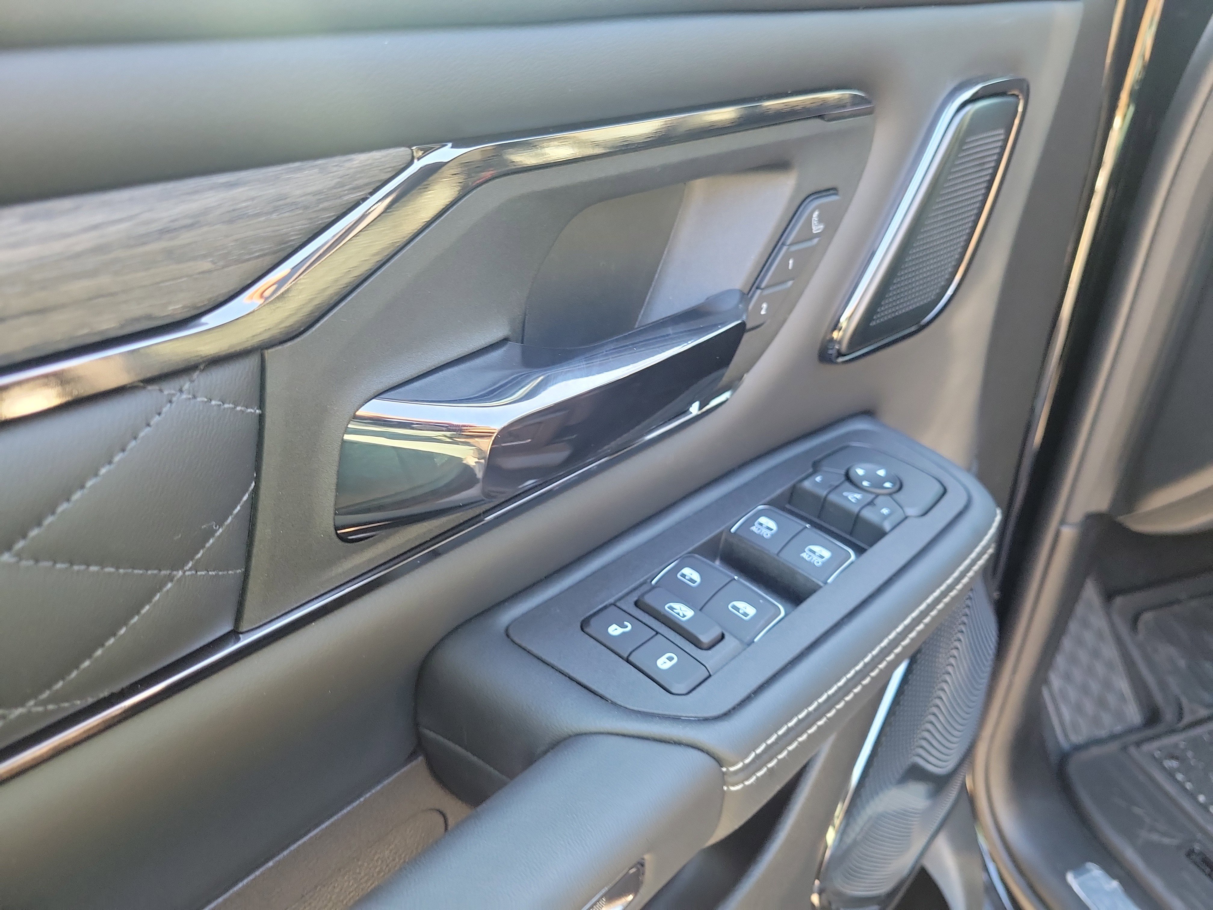 New 2026 RAM 1500 Limited image 23