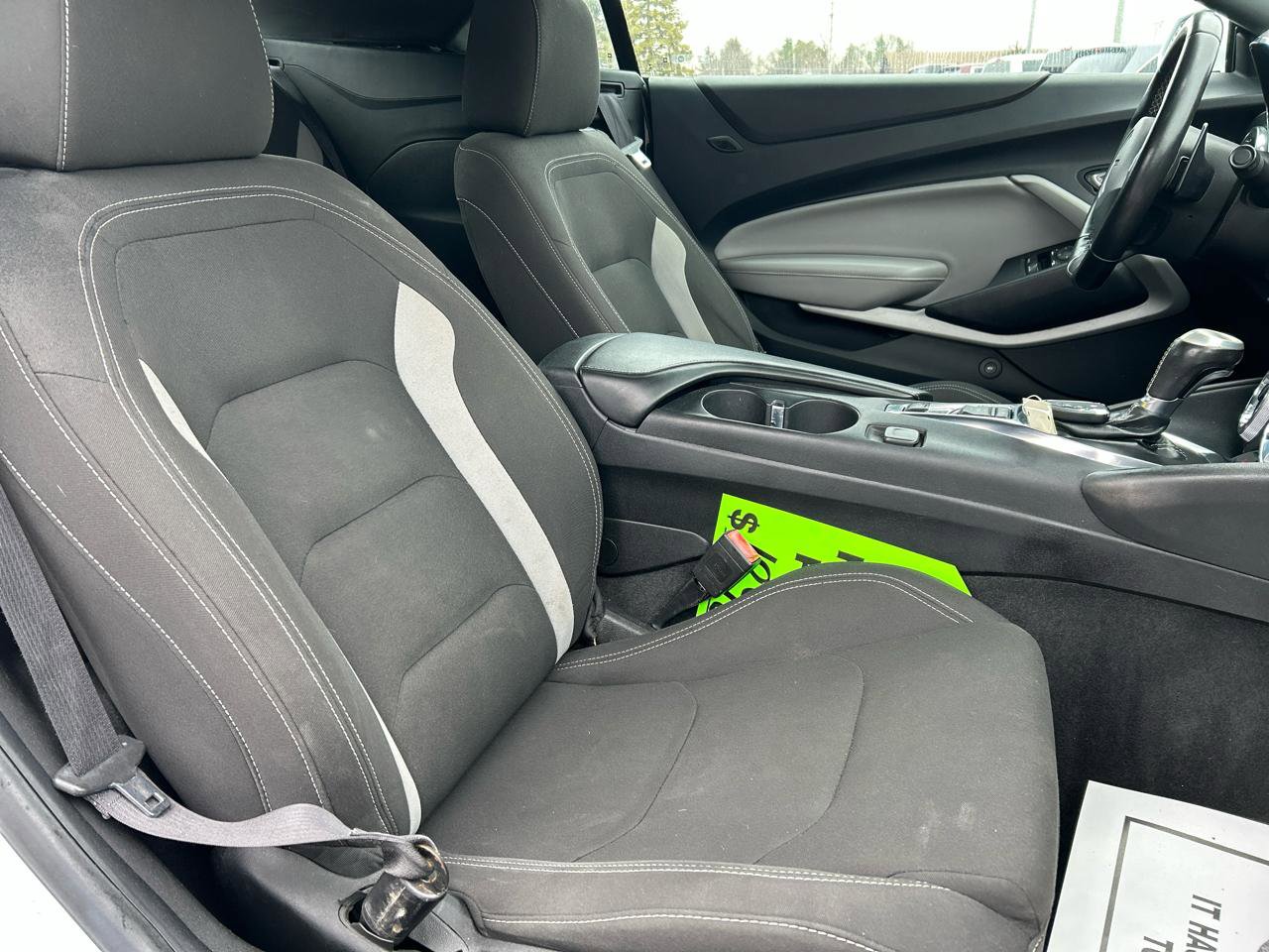 Used 2020 Chevrolet Camaro LT image 28