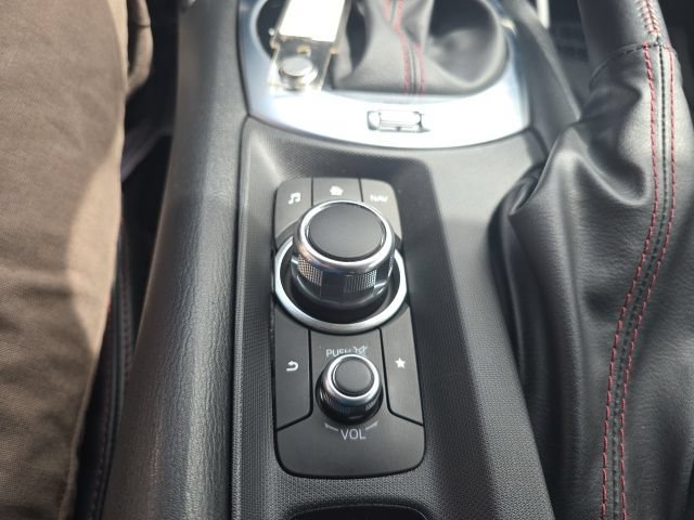 Used 2016 MAZDA MX-5 Miata Grand Touring RWD image 21