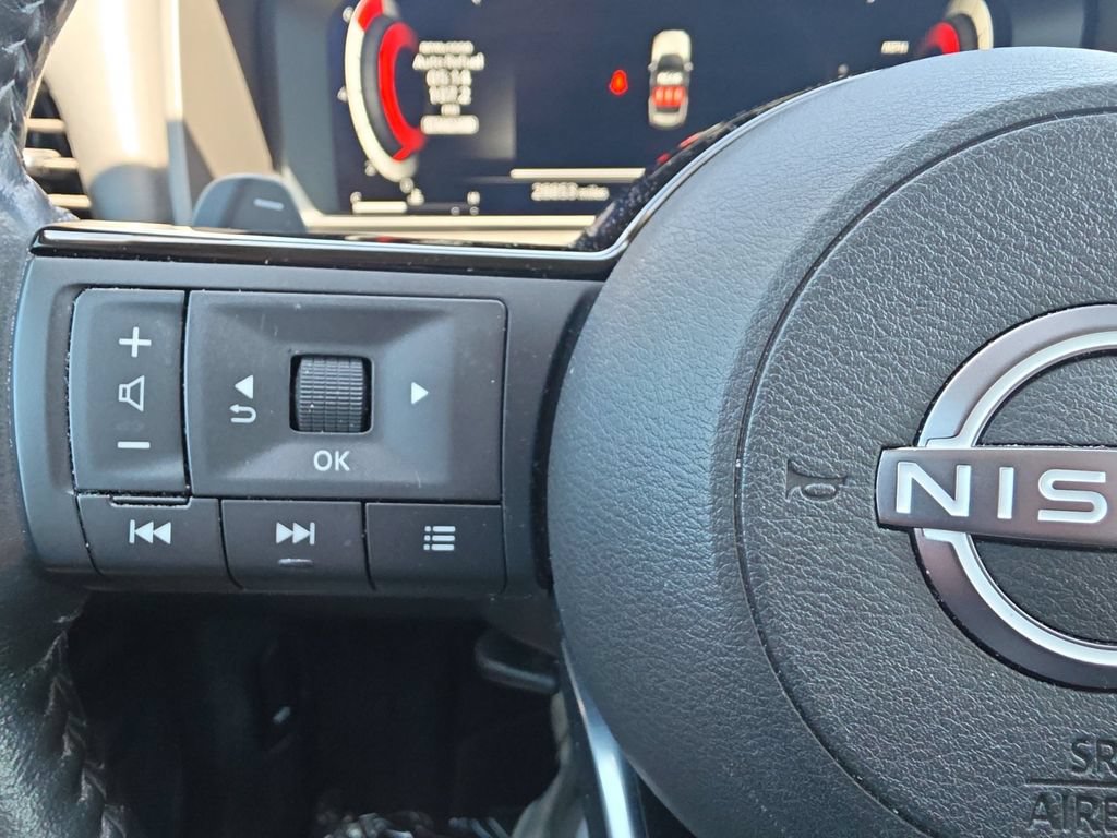 Used 2023 Nissan Rogue Platinum w/ Platinum Premium Package FWD image 21