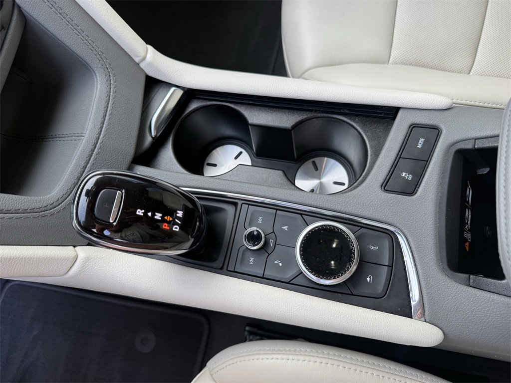 Used 2023 Cadillac XT6 Premium Luxury w/ Technology Package image 29