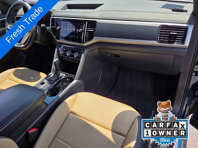 Certified 2023 Volkswagen Atlas Cross Sport SE w/ Panoramic Sunroof Package FWD image 18