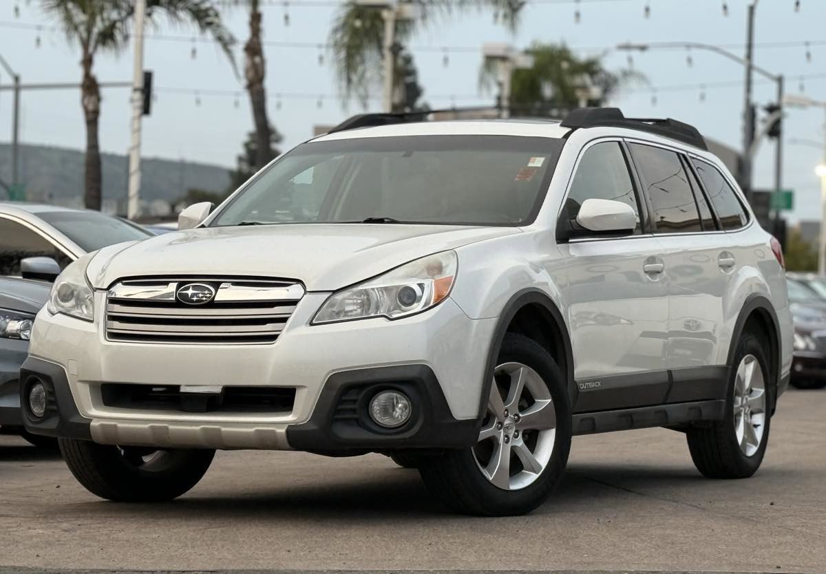 Used 2014 Subaru Outback 2.5i Limited