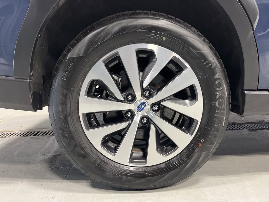 Certified 2025 Subaru Outback Premium image 2