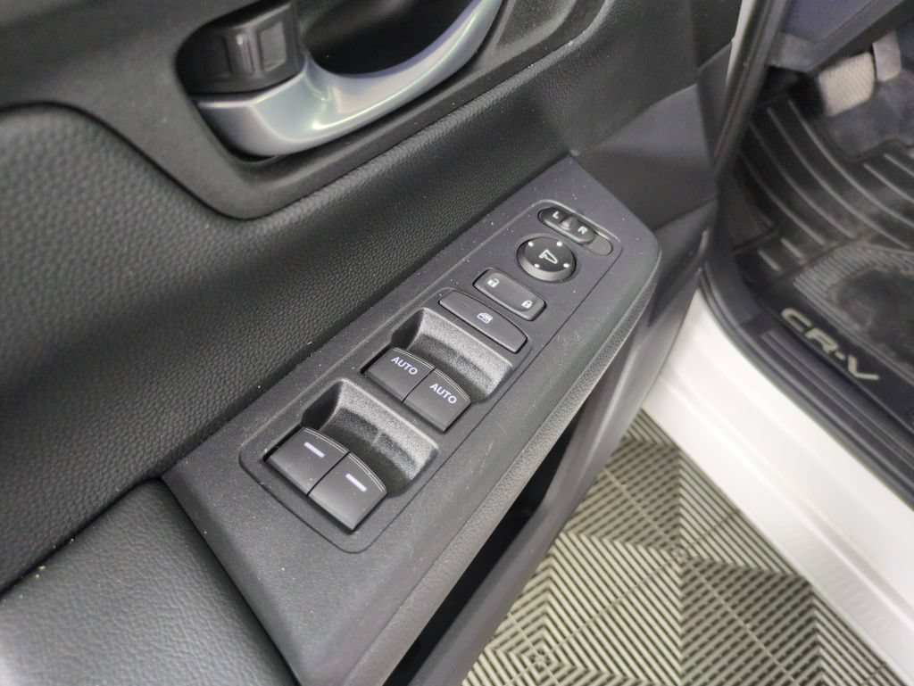 Certified 2025 Honda CR-V EX image 15