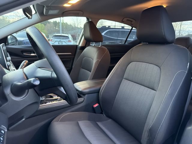 Used 2023 Nissan Altima 2.5 SV image 17