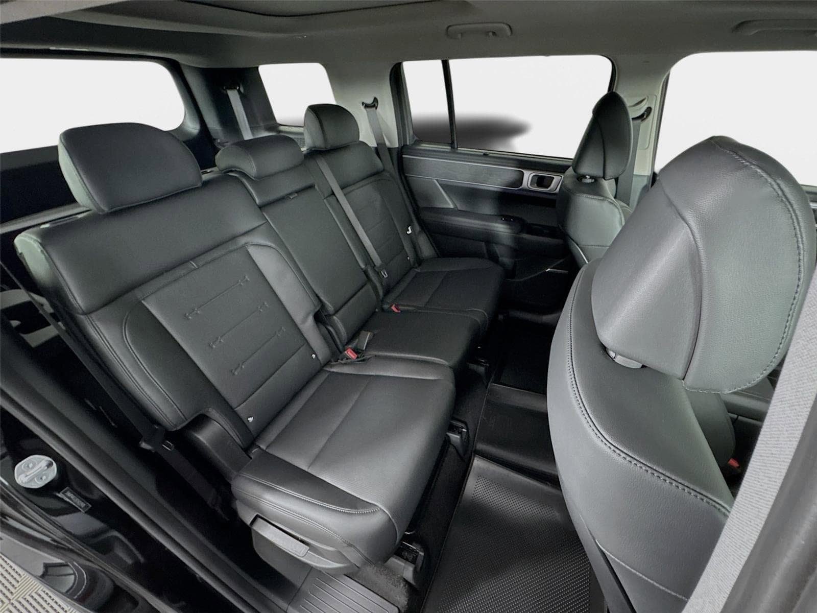 New 2026 Hyundai Santa Fe Limited FWD image 29