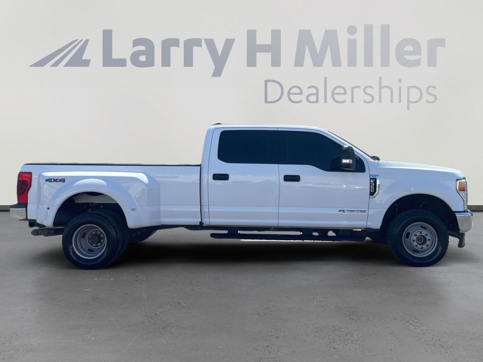 Used 2022 Ford F350 XLT AWD/4WD image 6