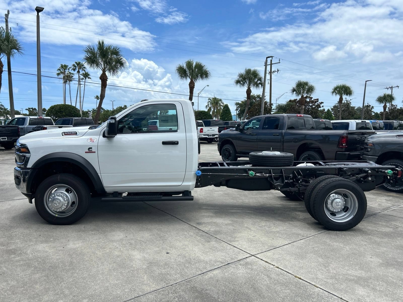 New 2026 RAM 5500 Tradesman AWD/4WD image 2
