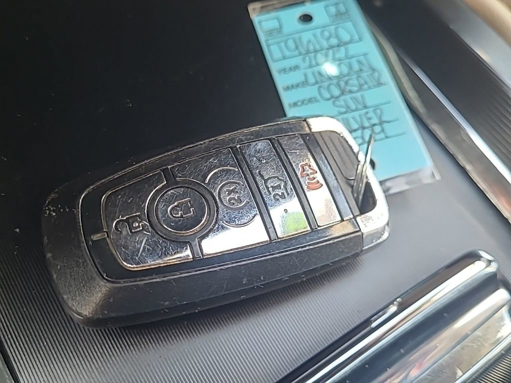 Used 2022 Lincoln Corsair AWD w/ Equipment Group 101A image 22