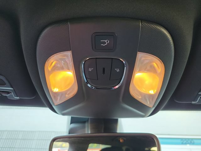 Used 2026 Jeep Compass Limited AWD/4WD image 33