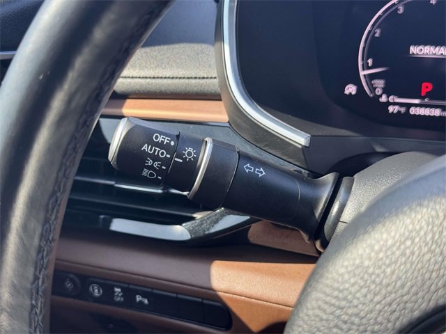 Used 2024 Acura MDX SH-AWD w/ Technology Package image 27