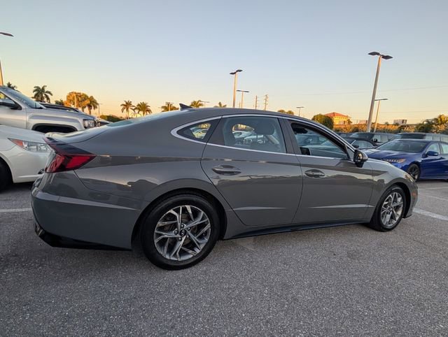 Used 2020 Hyundai Sonata SEL image 12