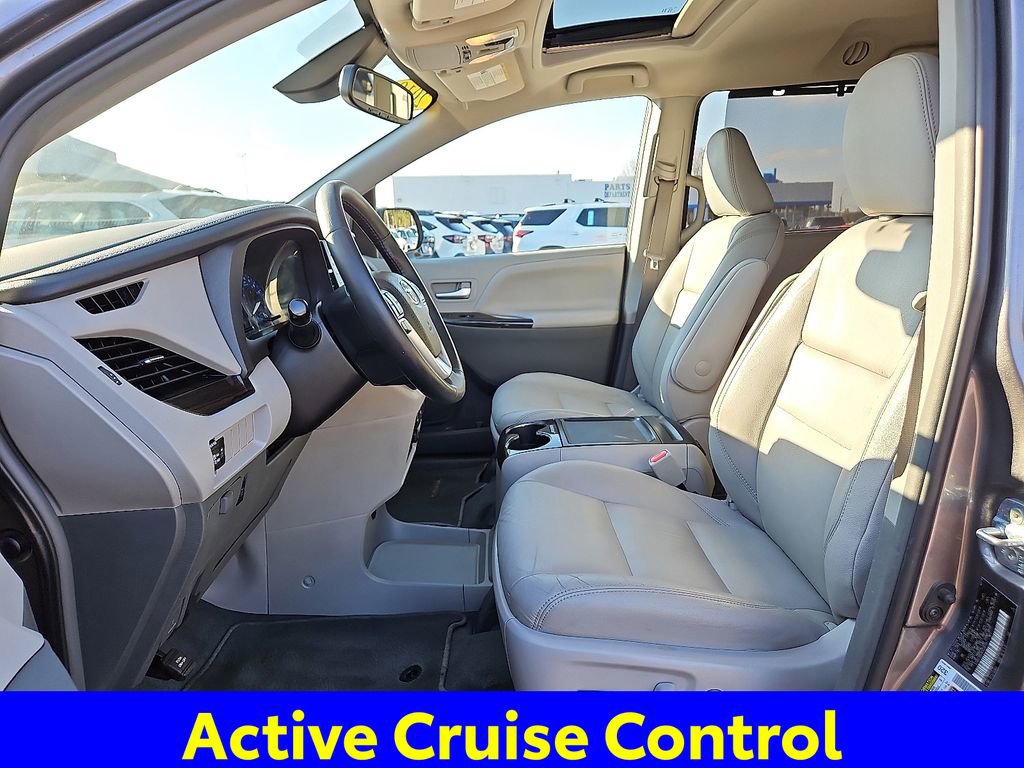Used 2019 Toyota Sienna AWD image 14