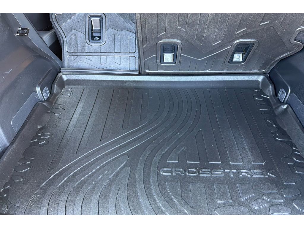Used 2024 Subaru Crosstrek 2.0i Premium AWD/4WD image 17