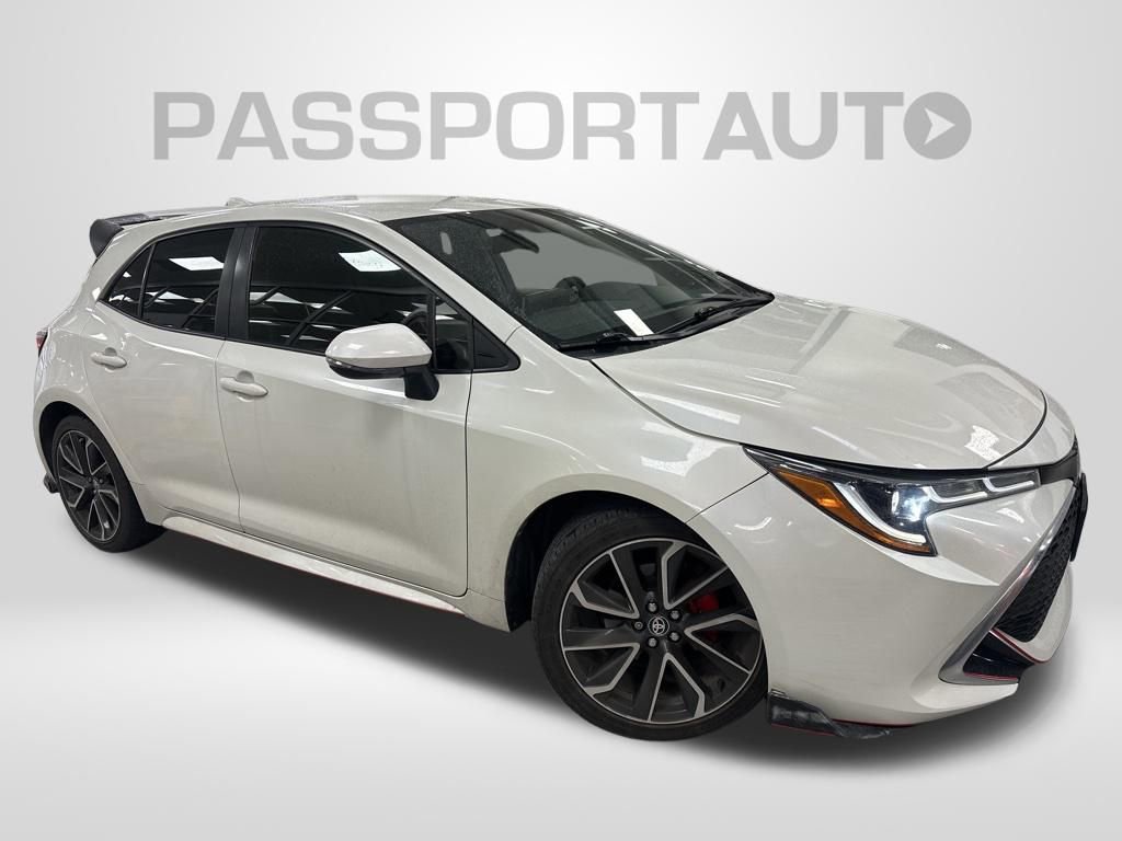 Used 2019 Toyota Corolla XSE image 3