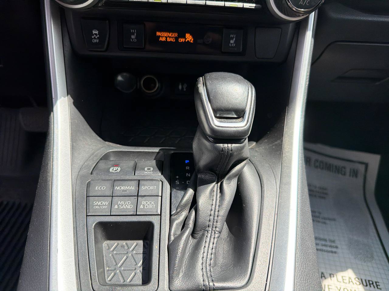 Used 2019 Toyota RAV4 XLE w/ Convenience Package AWD/4WD image 27