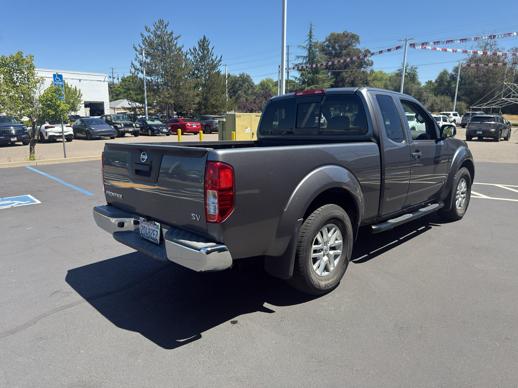 Used 2017 Nissan Frontier SV RWD image 5