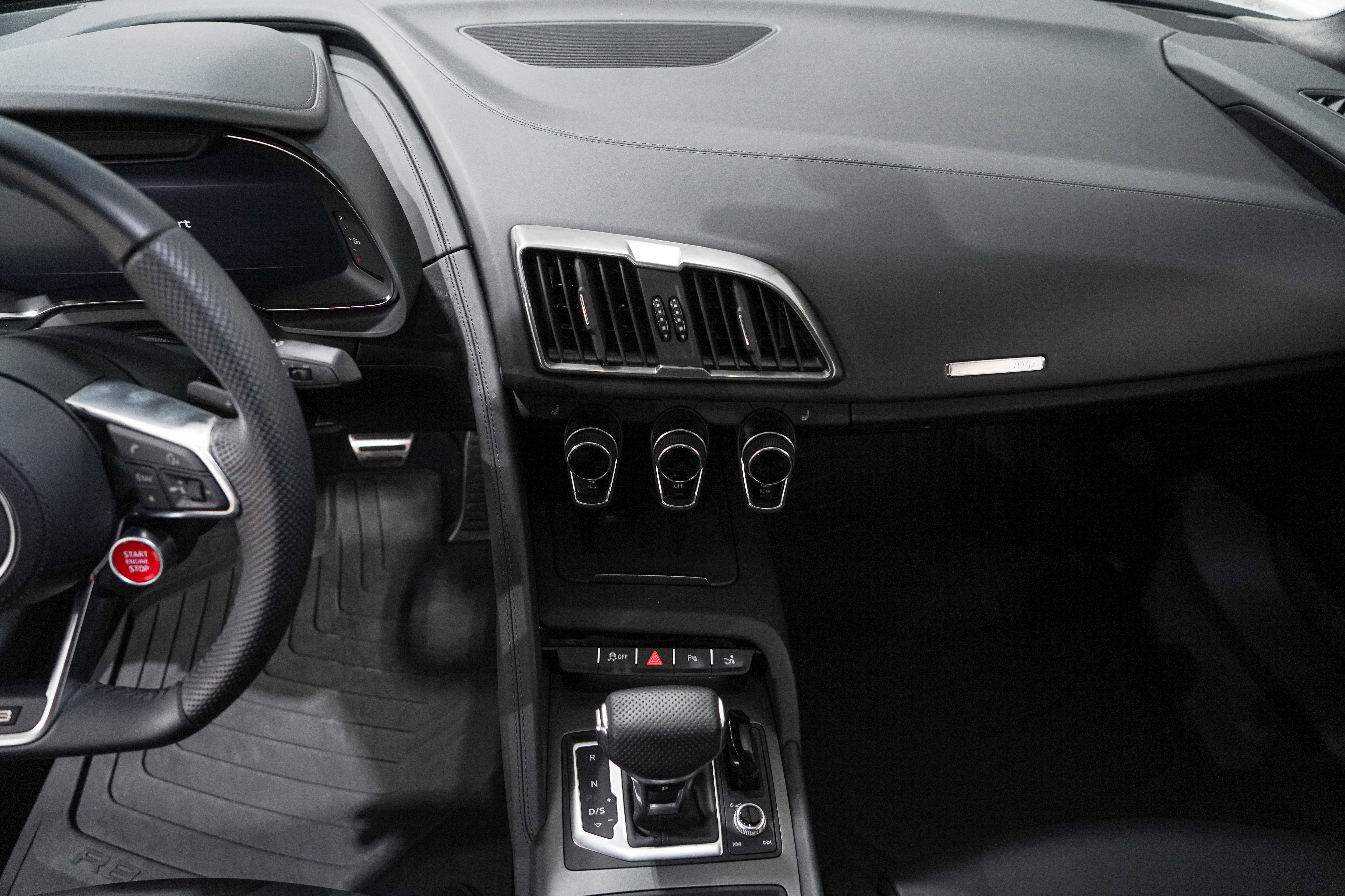Used 2023 Audi R8 V10 performance RWD image 11