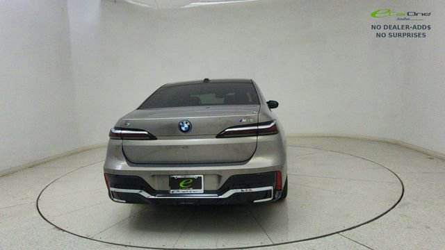 Used 2024 BMW i7 M70 w/ Executive Package image 69