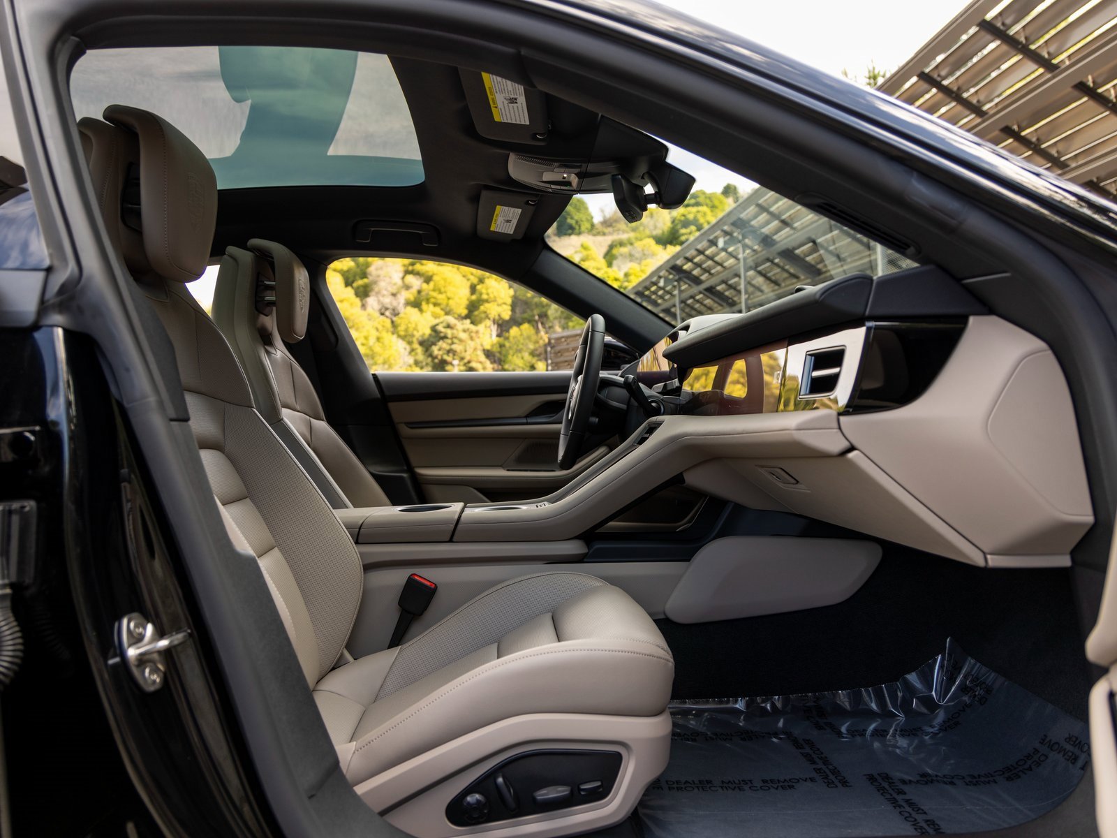 New 2025 Porsche Taycan 4S image 51