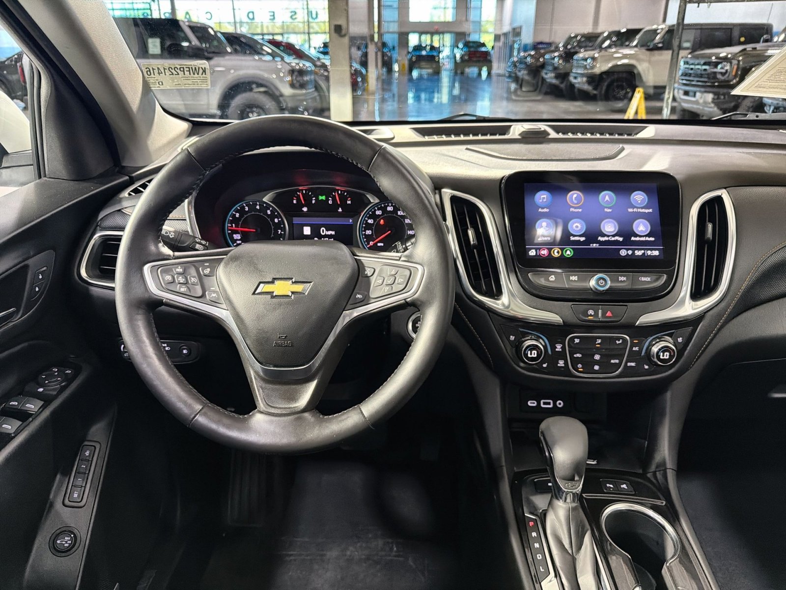 Used 2022 Chevrolet Equinox Premier AWD/4WD image 35