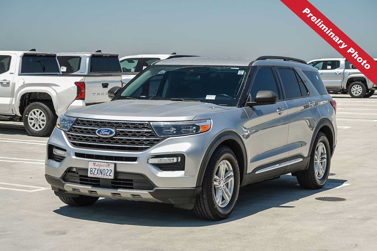 Used 2022 Ford Explorer XLT w/ Equipment Group 202A RWD image 1