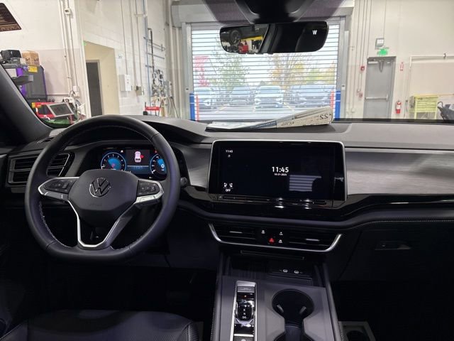 New 2026 Volkswagen Atlas Cross Sport SE image 10