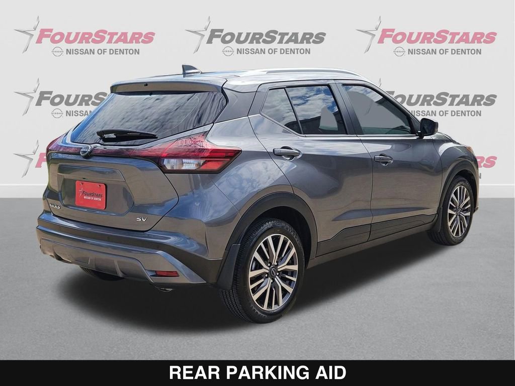 Used 2024 Nissan Kicks SV image 4