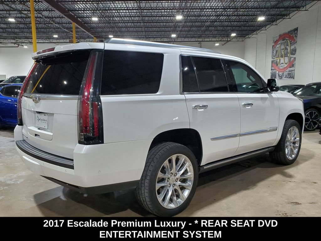 Used 2017 Cadillac Escalade Premium Luxury AWD/4WD image 9