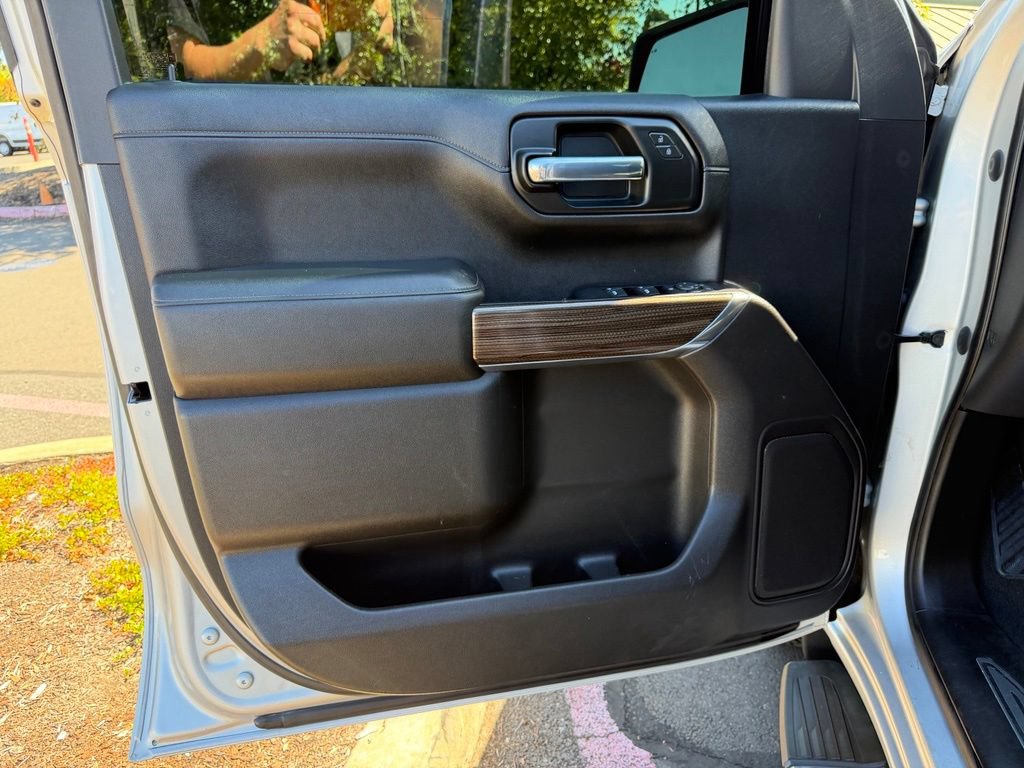Used 2020 Chevrolet Silverado 1500 LT w/ All-Star Edition AWD/4WD image 11