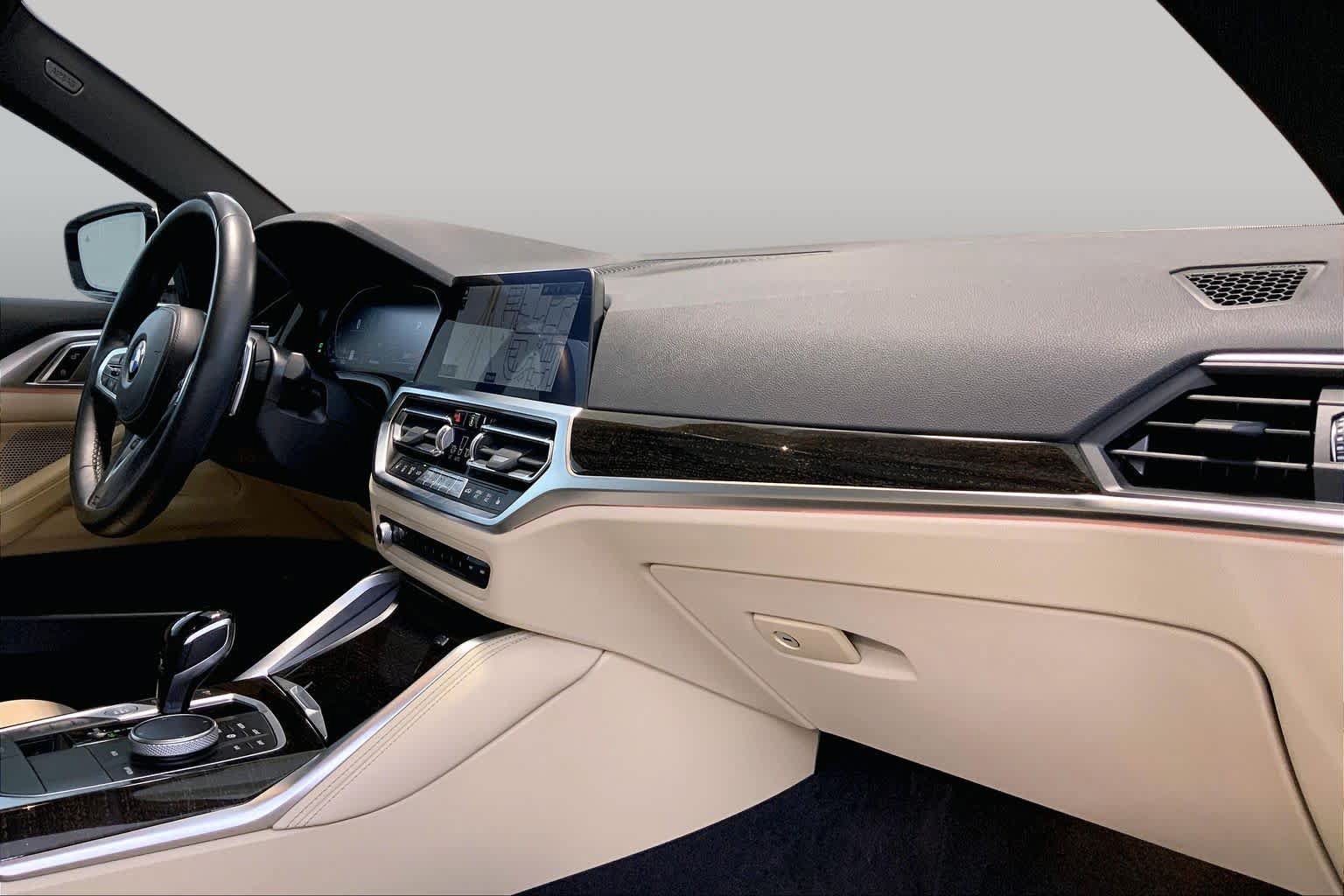 Used 2023 BMW 430i xDrive Coupe w/ M Sport Package AWD/4WD image 18