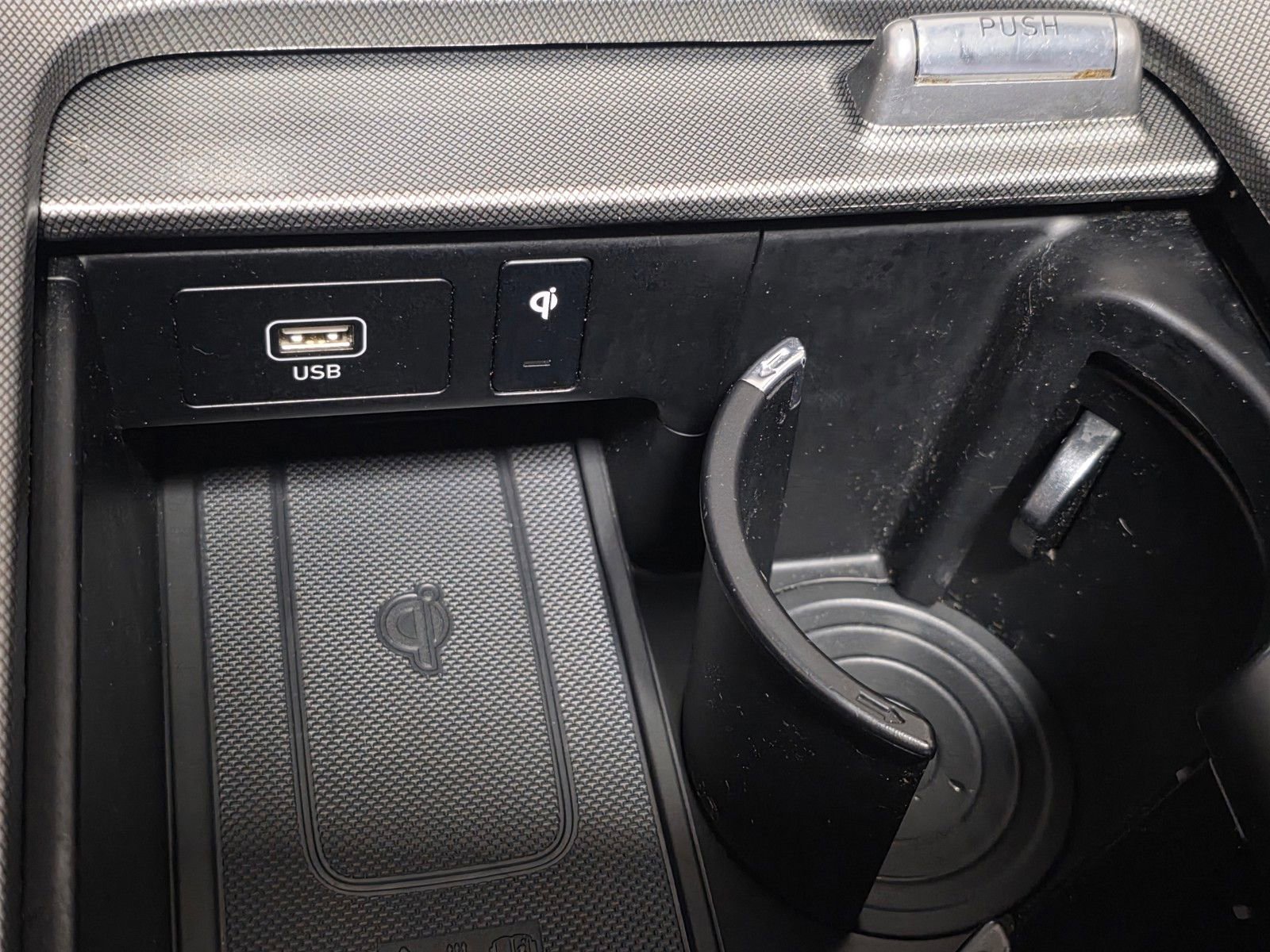 Used 2022 Hyundai Palisade Calligraphy w/ Cargo Package image 30