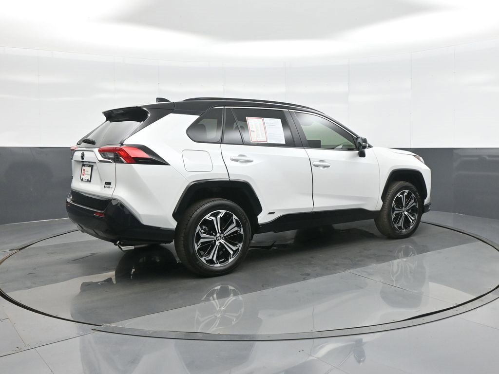 Used 2025 Toyota RAV4 XSE image 7