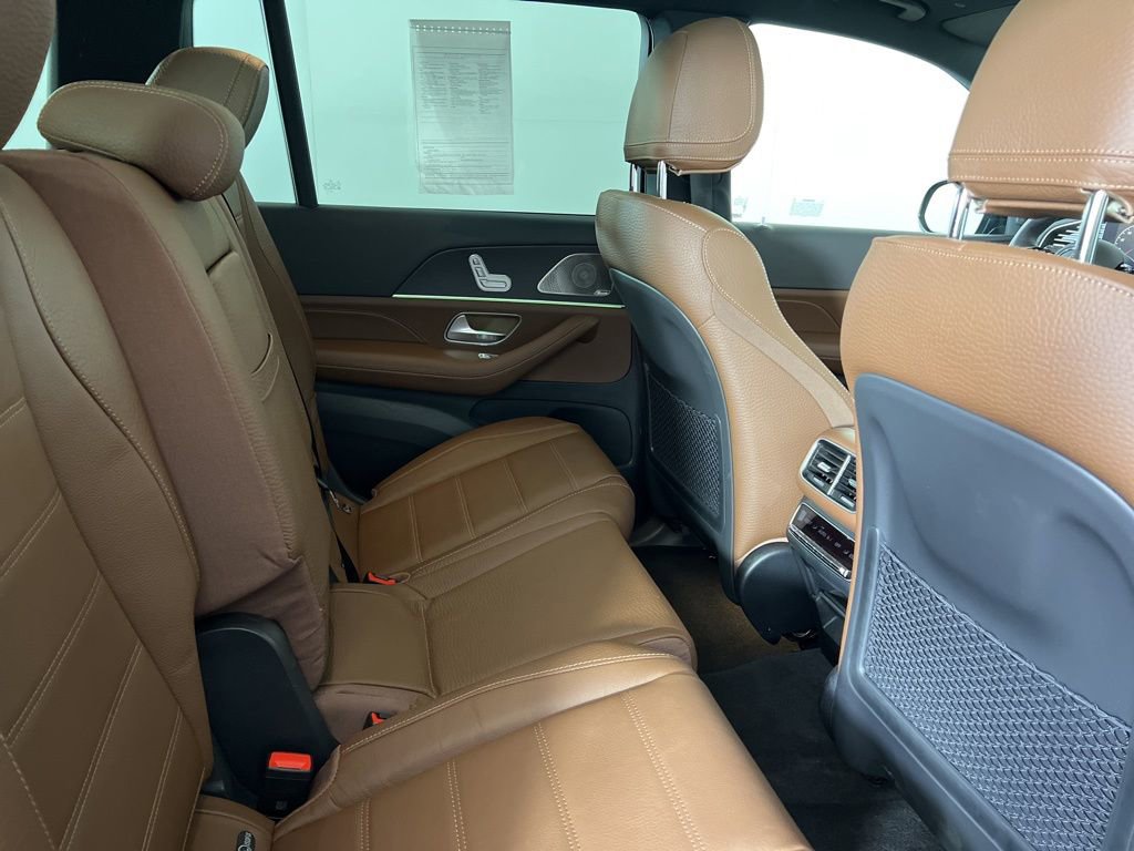 Certified 2025 Mercedes-Benz GLS 450 4MATIC image 19