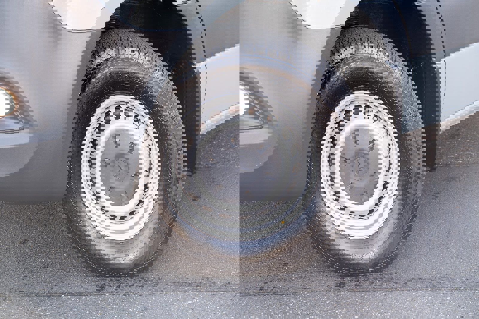 Used 2021 Mercedes-Benz Sprinter 3500 image 27