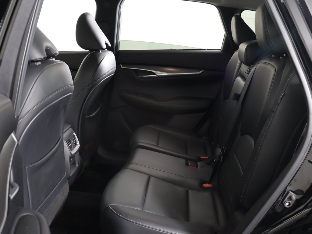 Used 2023 INFINITI QX50 Luxe image 30