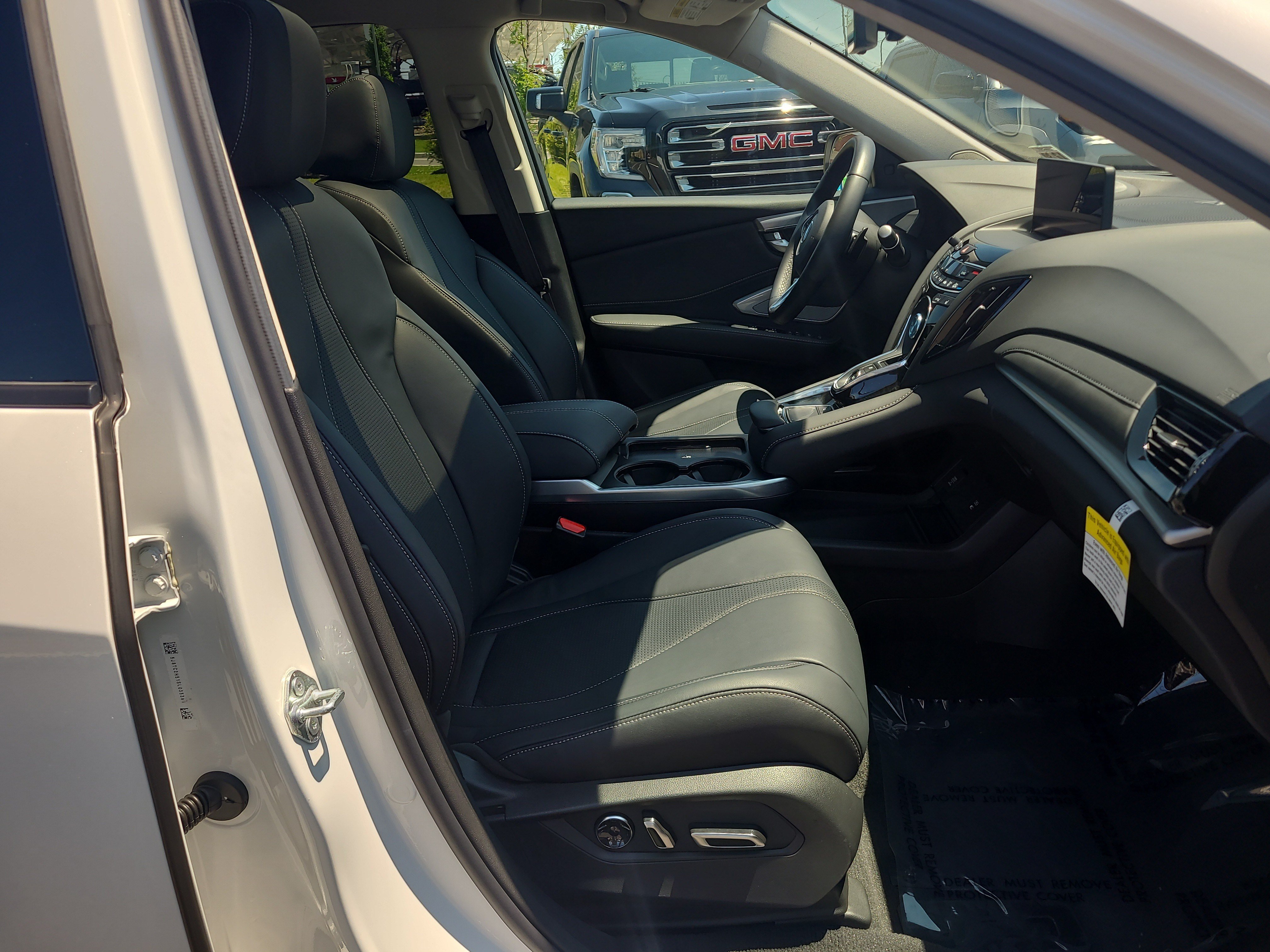 Used 2025 Acura RDX SH-AWD w/ Technology Package image 17