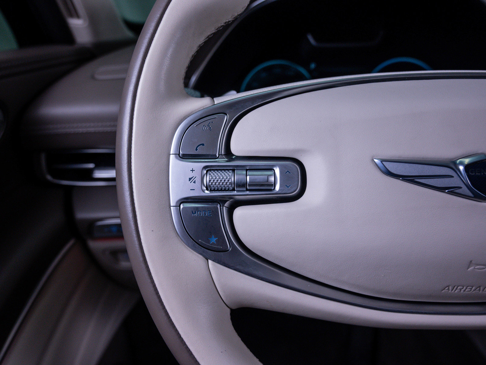 Used 2023 Genesis GV80 3.5T w/ Prestige Matte Package image 22