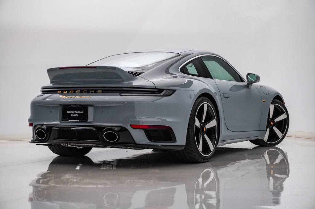 Used 2023 Porsche 911 Sport Classic RWD image 11