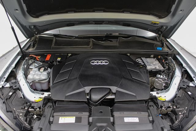 Used 2024 Audi Q7 3.0T Premium Plus AWD/4WD image 11