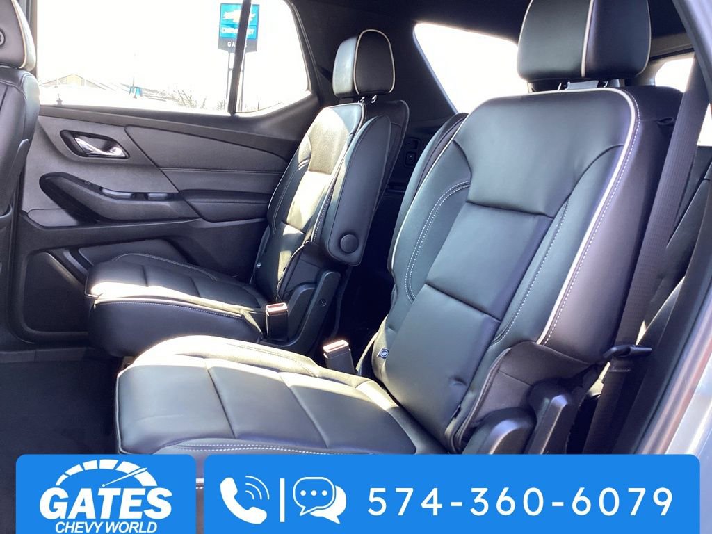 Used 2023 Chevrolet Traverse Premier image 15