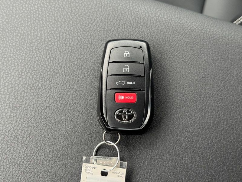 New 2026 Toyota Camry SE w/ Convenience Package image 38