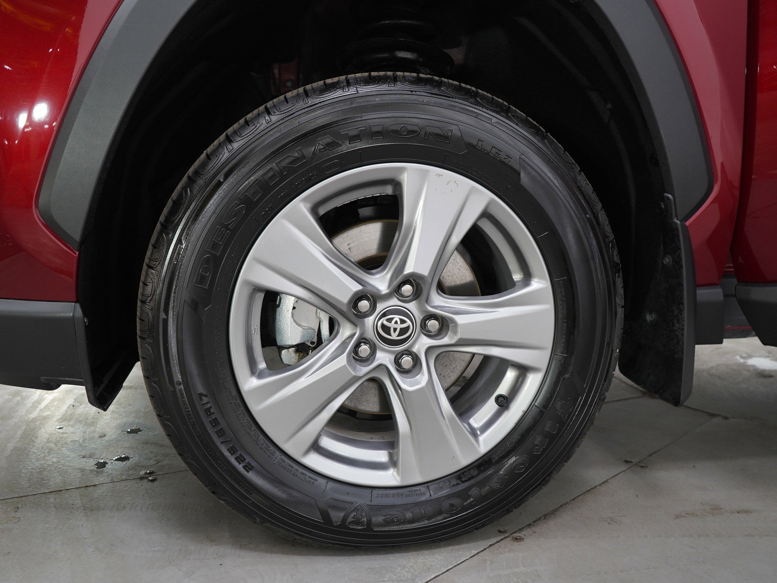 Used 2025 Toyota RAV4 XLE w/ Convenience Package AWD/4WD image 31