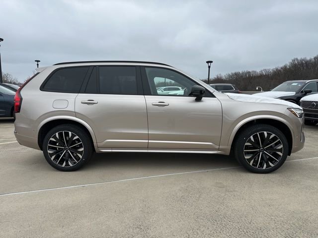 New 2026 Volvo XC90 T8 Ultra w/ Protection Package image 8