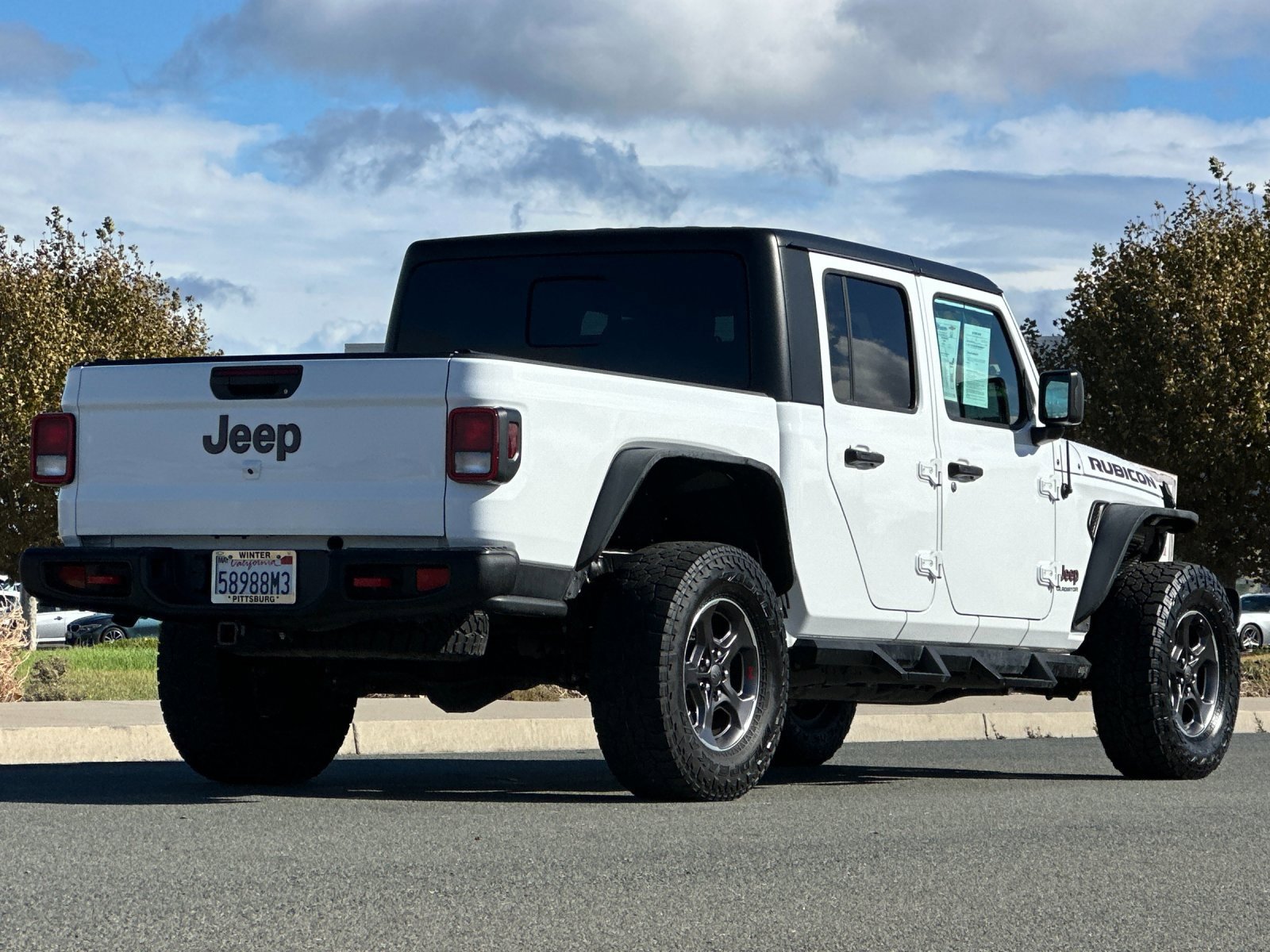 Used 2022 Jeep Gladiator Rubicon image 4