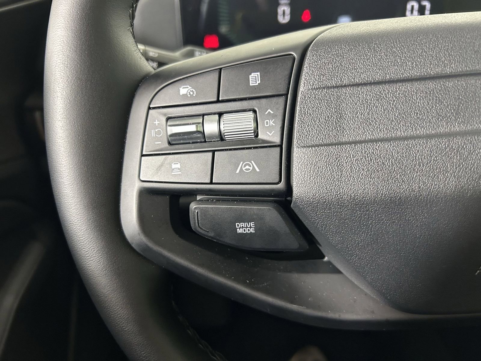 New 2026 Kia Sportage EX w/ EX Panorama Roof Package image 15