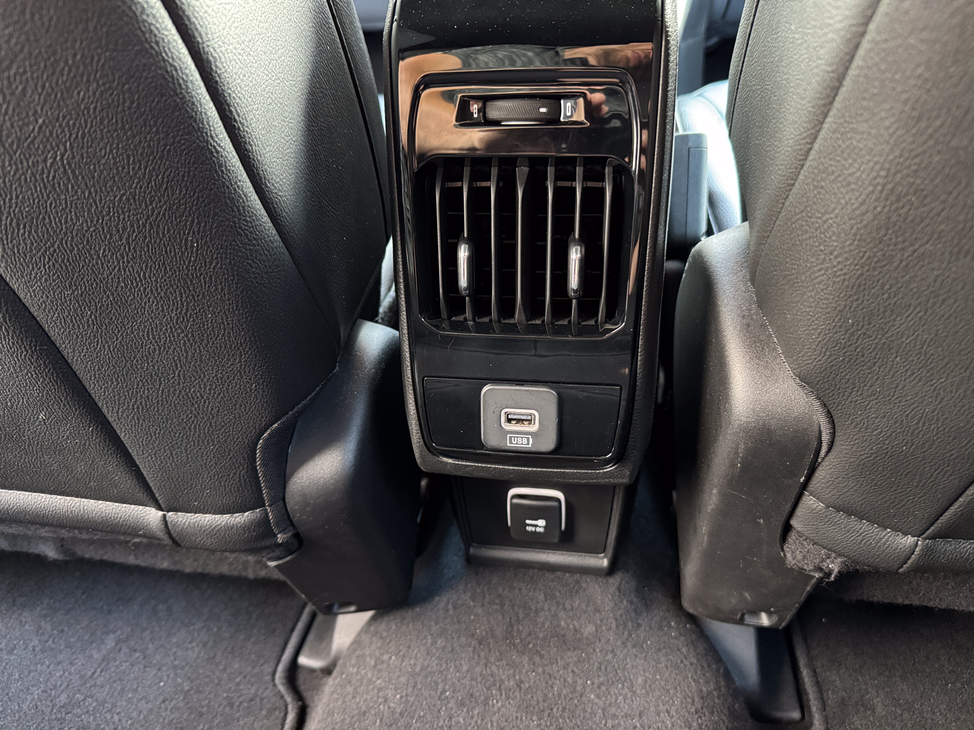 Used 2025 Jeep Compass Limited AWD/4WD image 29