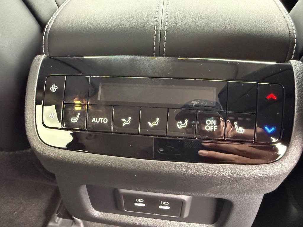 New 2027 INFINITI QX60 Luxe FWD image 6