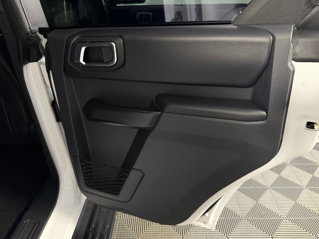 Used 2025 Ford Bronco Outer Banks AWD/4WD image 32